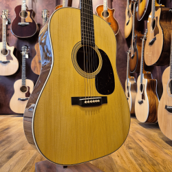 D28 CUSTOM 12F - WILD GRAIN